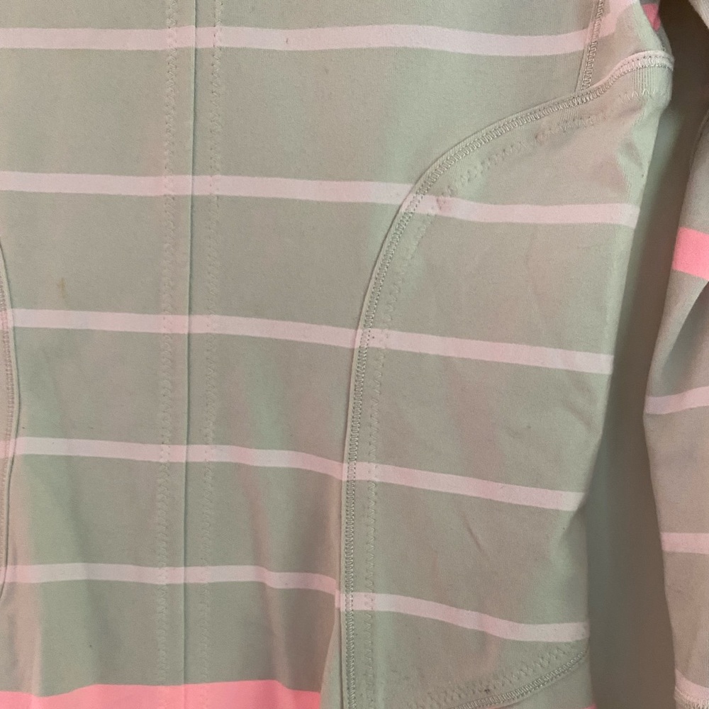 Rare Lululemon Define Jacket - Picture 10 of 10